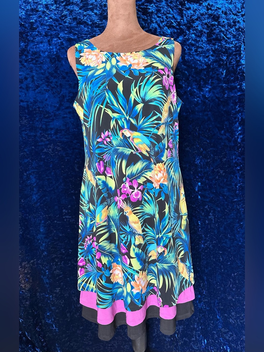 Madison Leigh Bold & Vibrant Black Tropical Print Dress